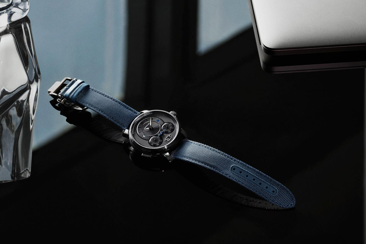 致敬傳奇計時器：Montblanc明星傳承系列Nicolas Rieussec計時腕錶