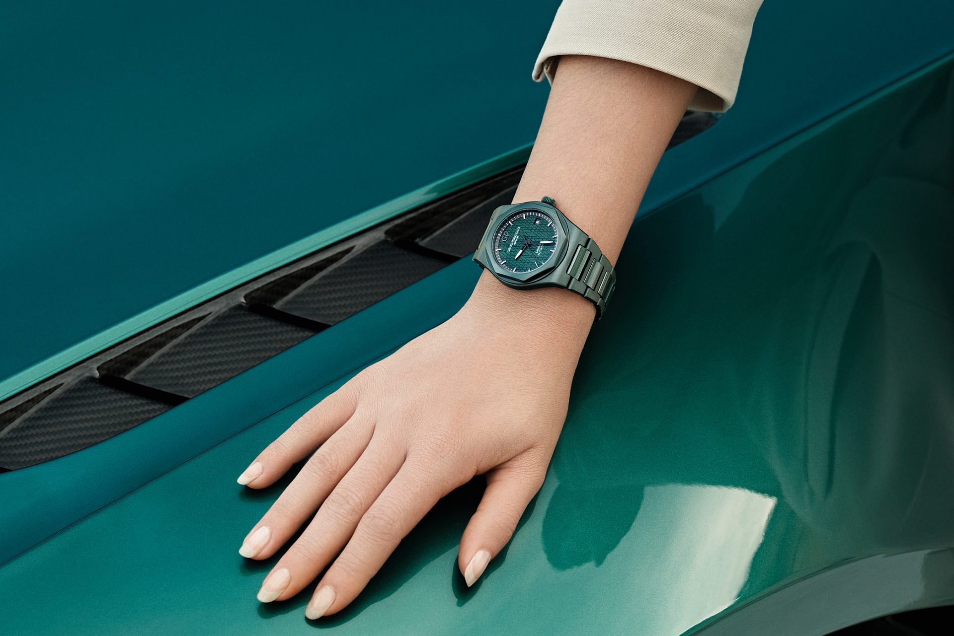 罕見美學 恆久魅力：芝柏冠系列綠色陶瓷腕錶Aston Martin特別版42毫米及38毫米款式
