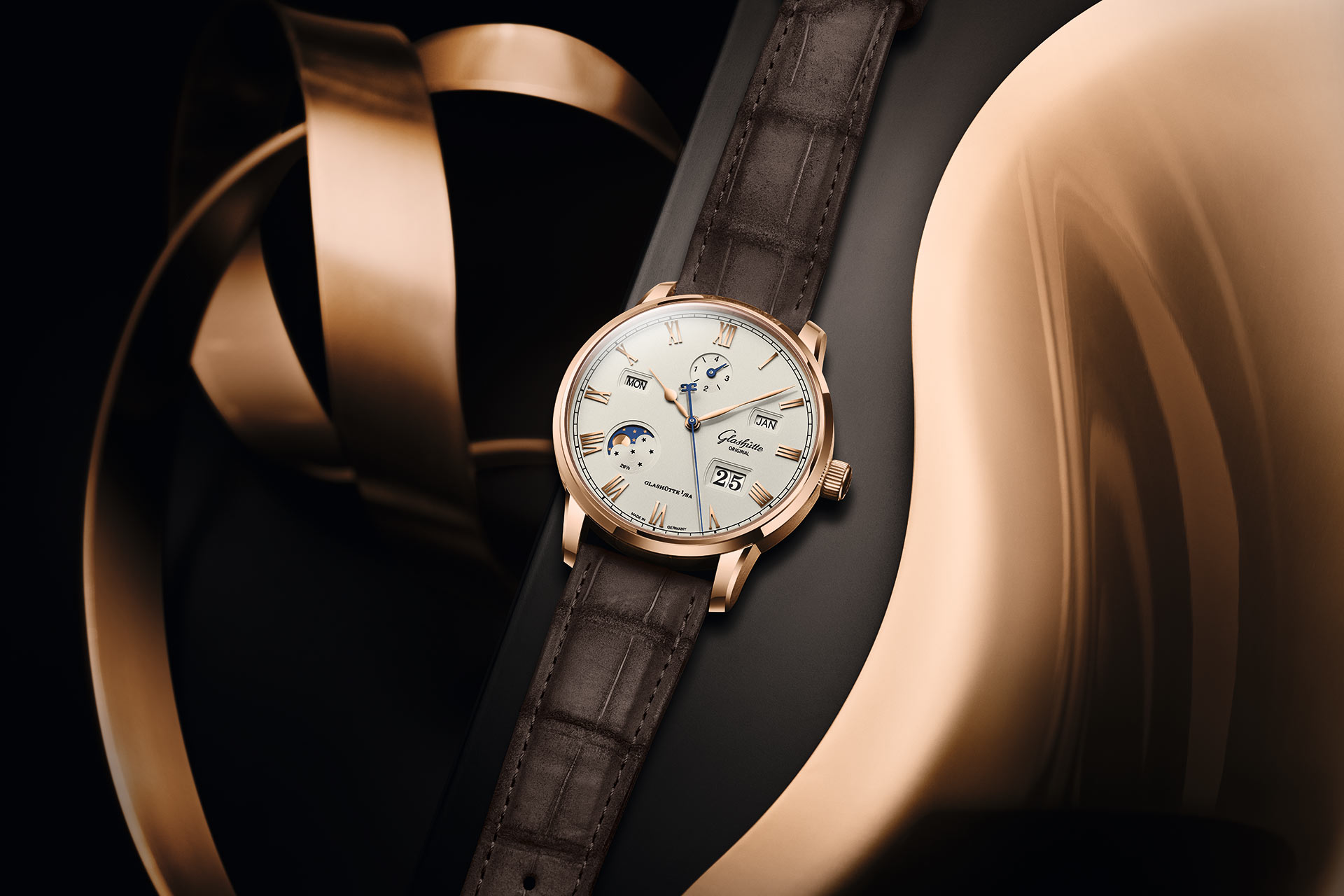 德藝復興再進化:Glashütte Original Senator Excellence議員卓越系列
